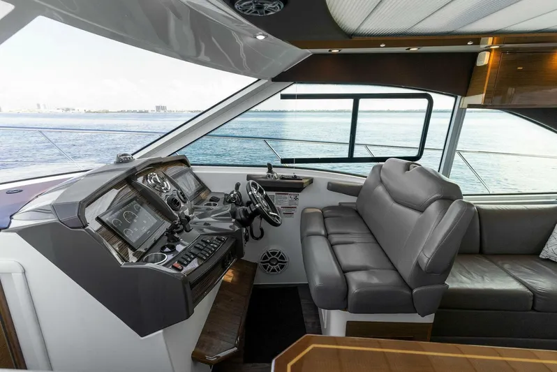 Royal Speerit III Yacht Photos Pics 2018 Cruisers 45 Cantius 'Royal Speerit III'