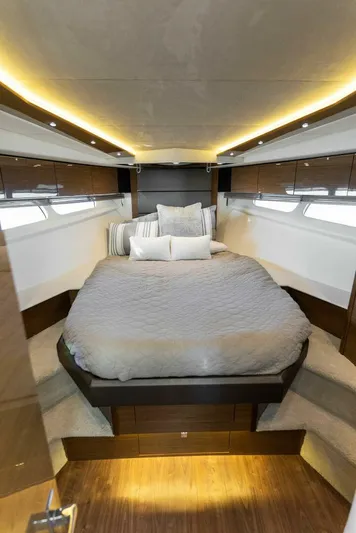 Royal Speerit III Yacht Photos Pics 2018 Cruisers 45 Cantius 'Royal Speerit III'