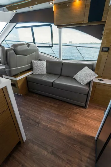 Royal Speerit III Yacht Photos Pics 2018 Cruisers 45 Cantius 'Royal Speerit III'