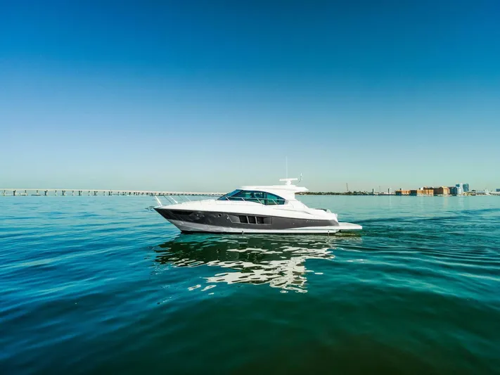 Royal Speerit III Yacht Photos Pics 2018 Cruisers 45 Cantius 'Royal Speerit III'