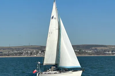 1998 Bavaria 38 Ocean