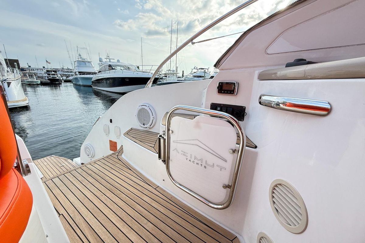 2016 Azimut 43 