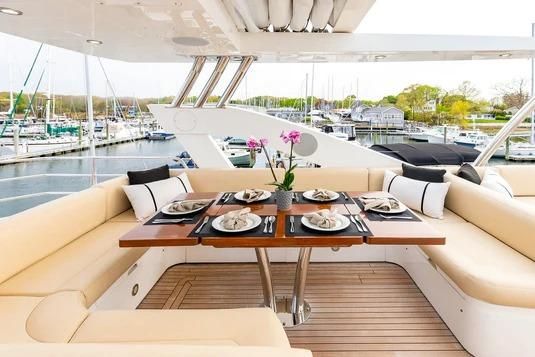 2013 Sunseeker 74 