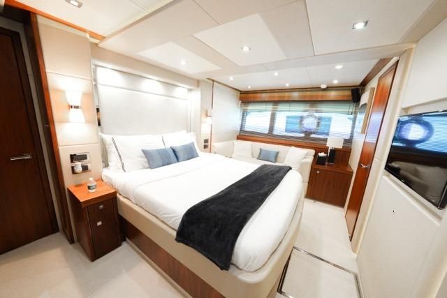 2013 Sunseeker 74 