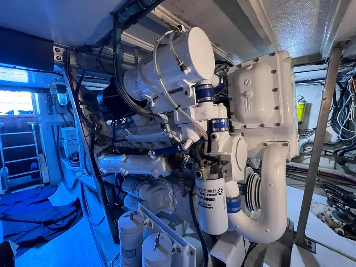 Mischief Yacht Photos Pics 