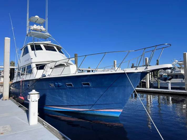 Mischief Yacht Photos Pics 