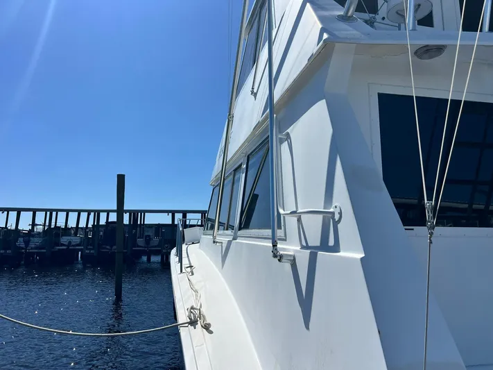 Mischief Yacht Photos Pics 