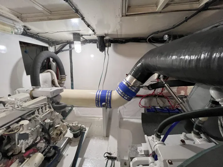 Mischief Yacht Photos Pics 