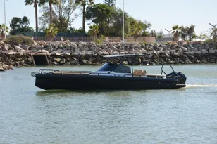2019 Axopar 28 T Top