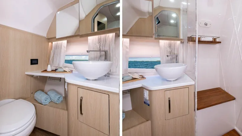  Yacht Photos Pics 2023 REGAL 33 SAV - Image 10