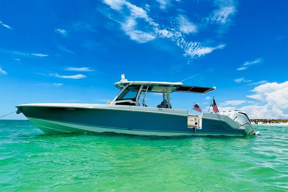 2022 Boston Whaler 380 Outrage Centre Console for sale - YachtWorld