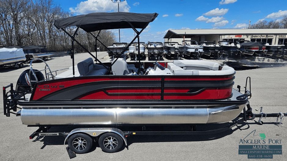 Lowe SS210 Walk-Thru