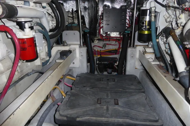 Bee Cee Yacht Photos Pics Engine room of 2000 Silverton 42C with Cummins 450 Diesels, showing components and wiring.