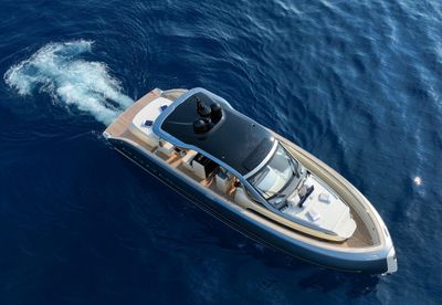 Yacht