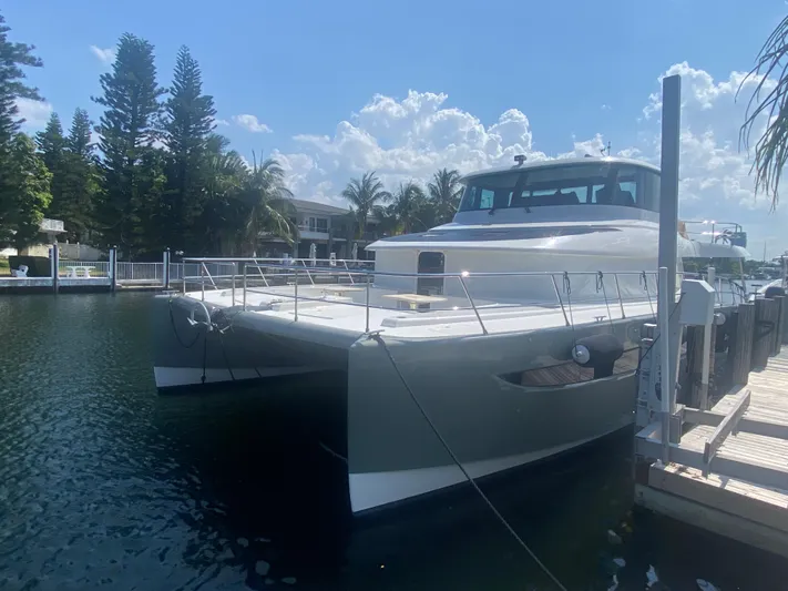 Hokulei Yacht Photos Pics 