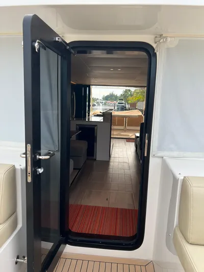 Hokulei Yacht Photos Pics 