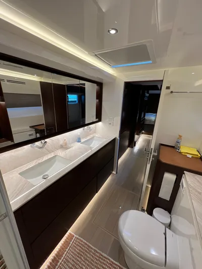 Hokulei Yacht Photos Pics 