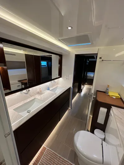 Hokulei Yacht Photos Pics 