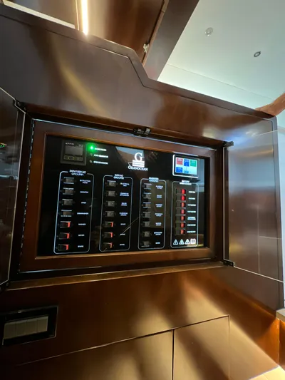 Hokulei Yacht Photos Pics 