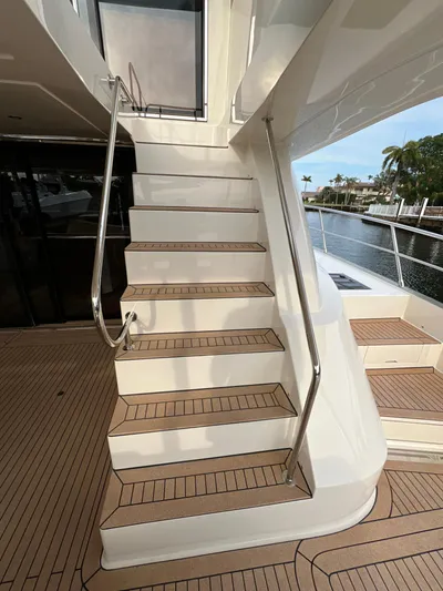 Hokulei Yacht Photos Pics 