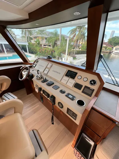 Hokulei Yacht Photos Pics 