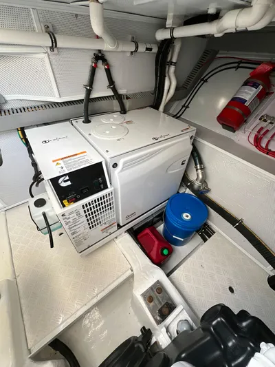 Hokulei Yacht Photos Pics 