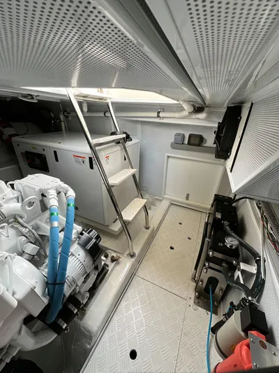 Hokulei Yacht Photos Pics 