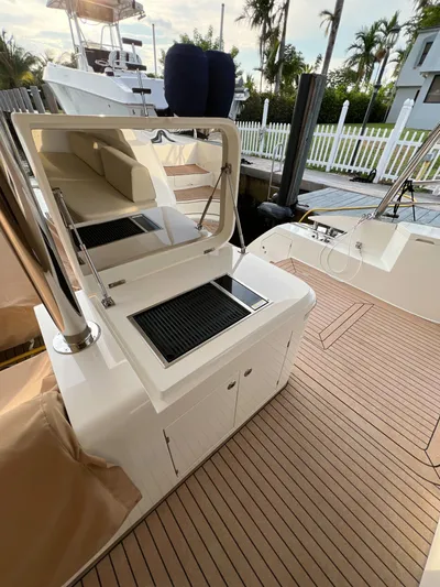 Hokulei Yacht Photos Pics 