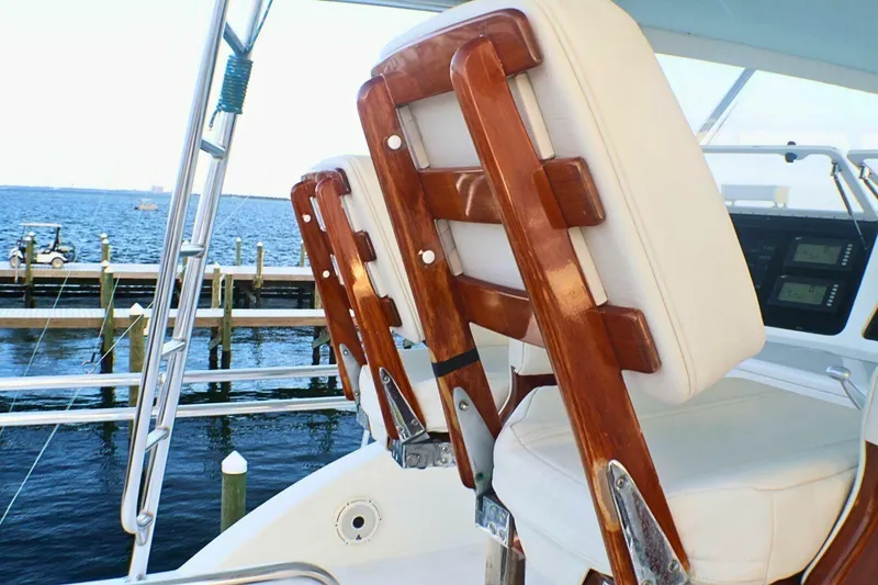  Yacht Photos Pics Luxury seating on 2001 Donzi 73 Sport Yacht, overlooking marina and ocean.