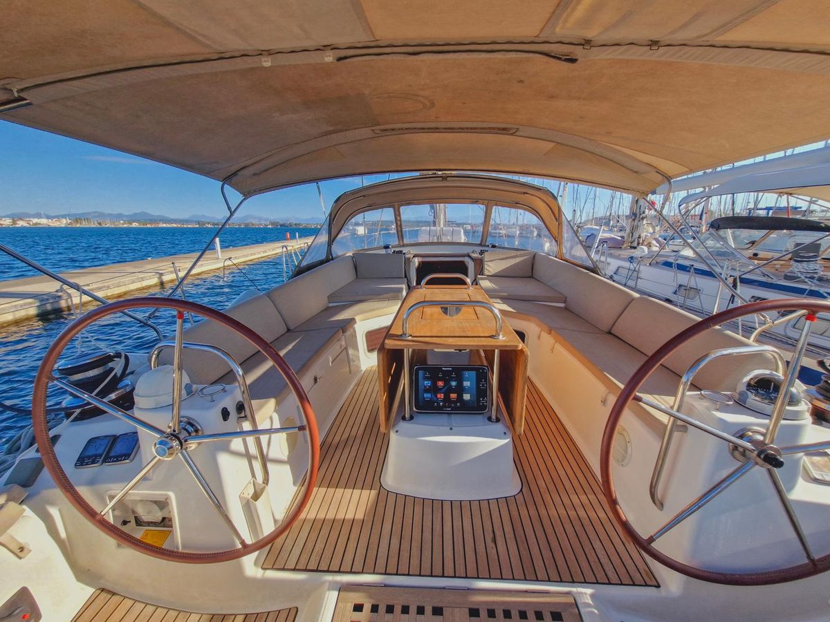 2015 Jeanneau 54 