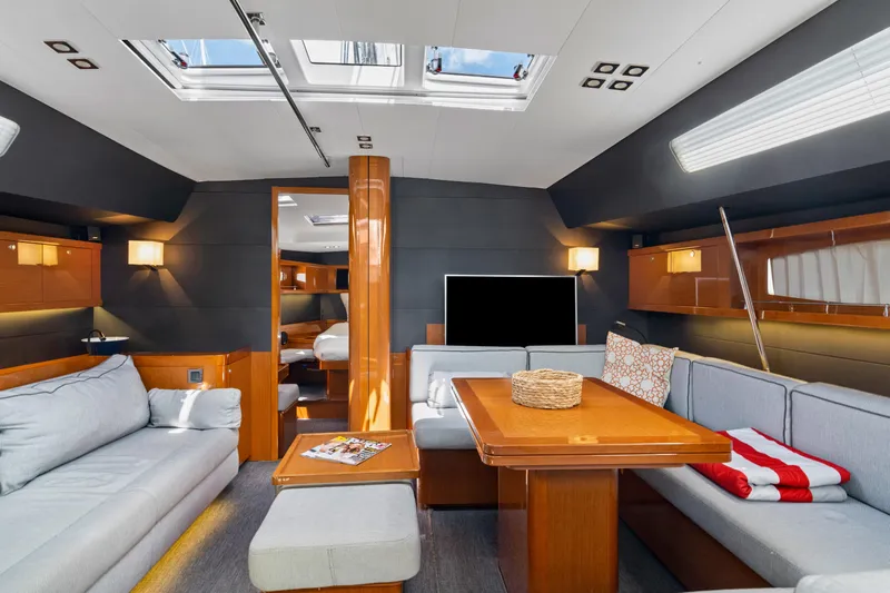 Dolce Vita Yacht Photos Pics Main Salon looking froward