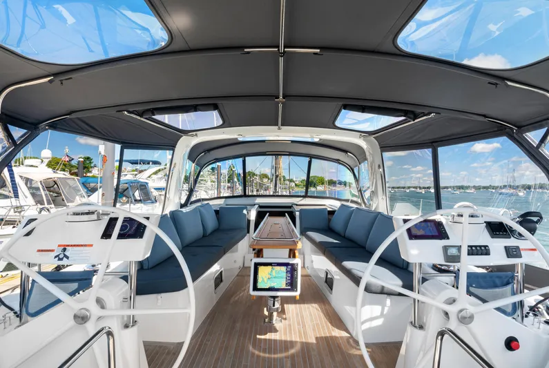 Dolce Vita Yacht Photos Pics Steering station and cockpit