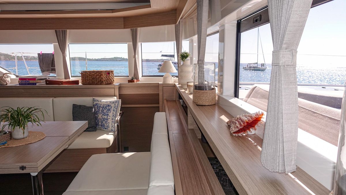 2024 Lagoon 60 