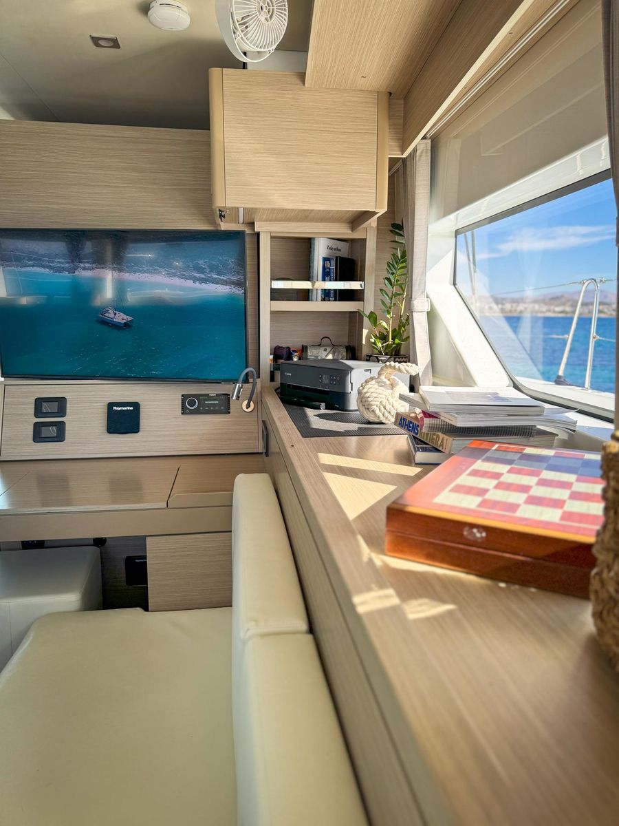 2024 Lagoon 60 