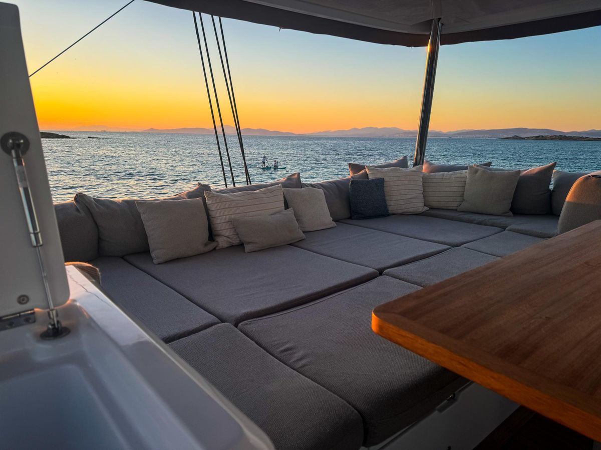 2024 Lagoon 60 