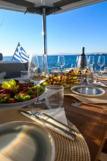 Esperance Yacht Photos Pics 