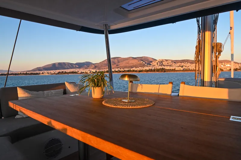 Esperance Yacht Photos Pics 