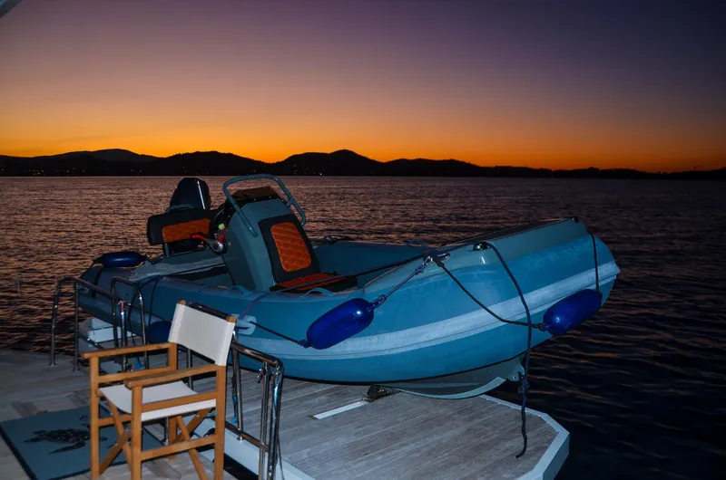 Esperance Yacht Photos Pics 