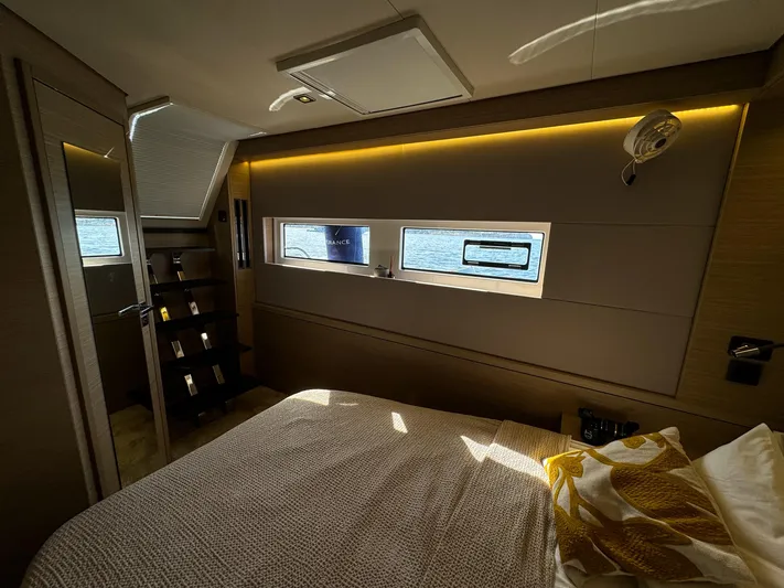 Esperance Yacht Photos Pics 