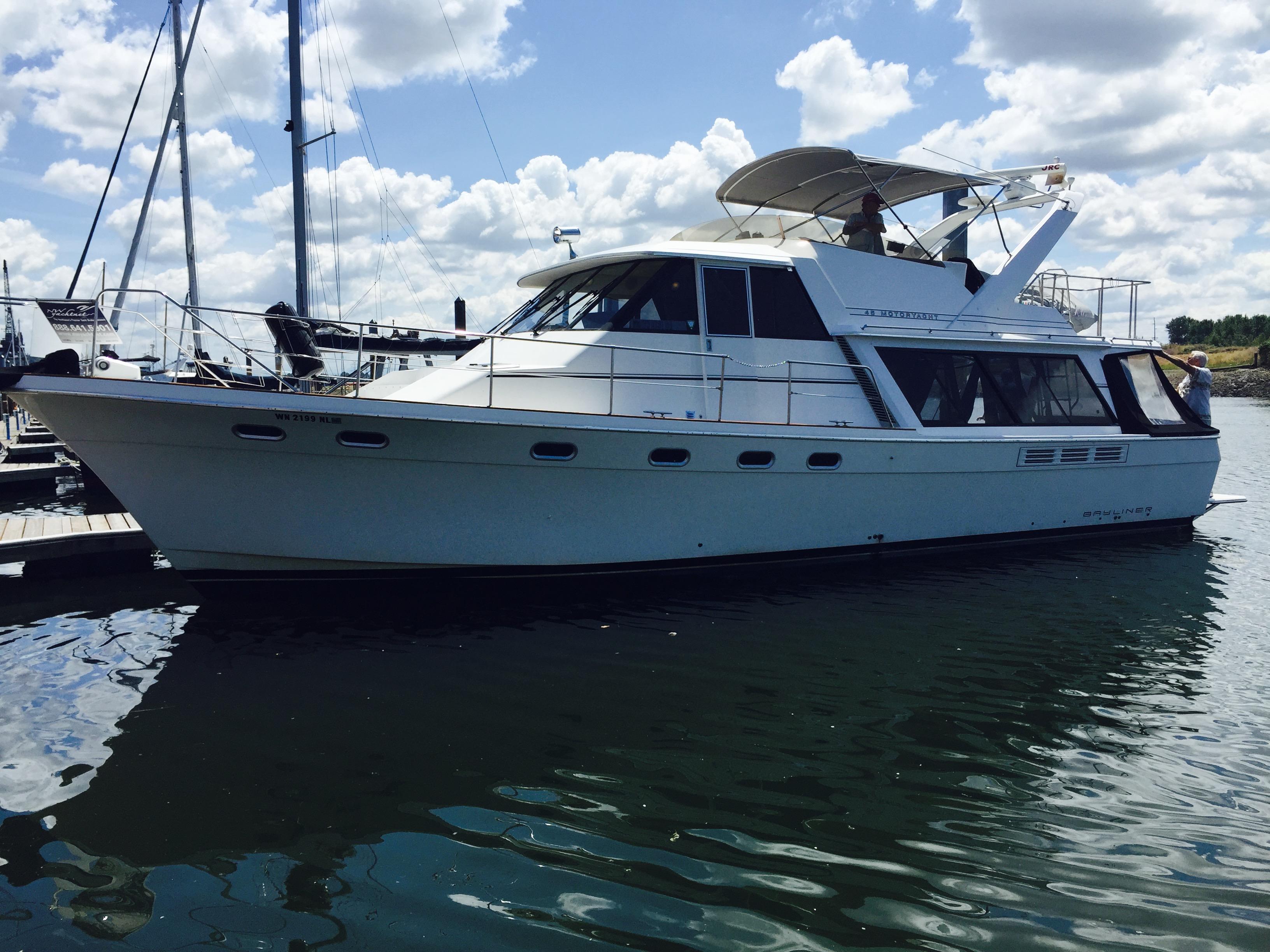 1993 Bayliner 4588 Motoryacht Motor Yachts for sale - YachtWorld