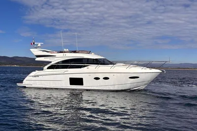 2013 Princess Flybridge 52 Motor Yacht