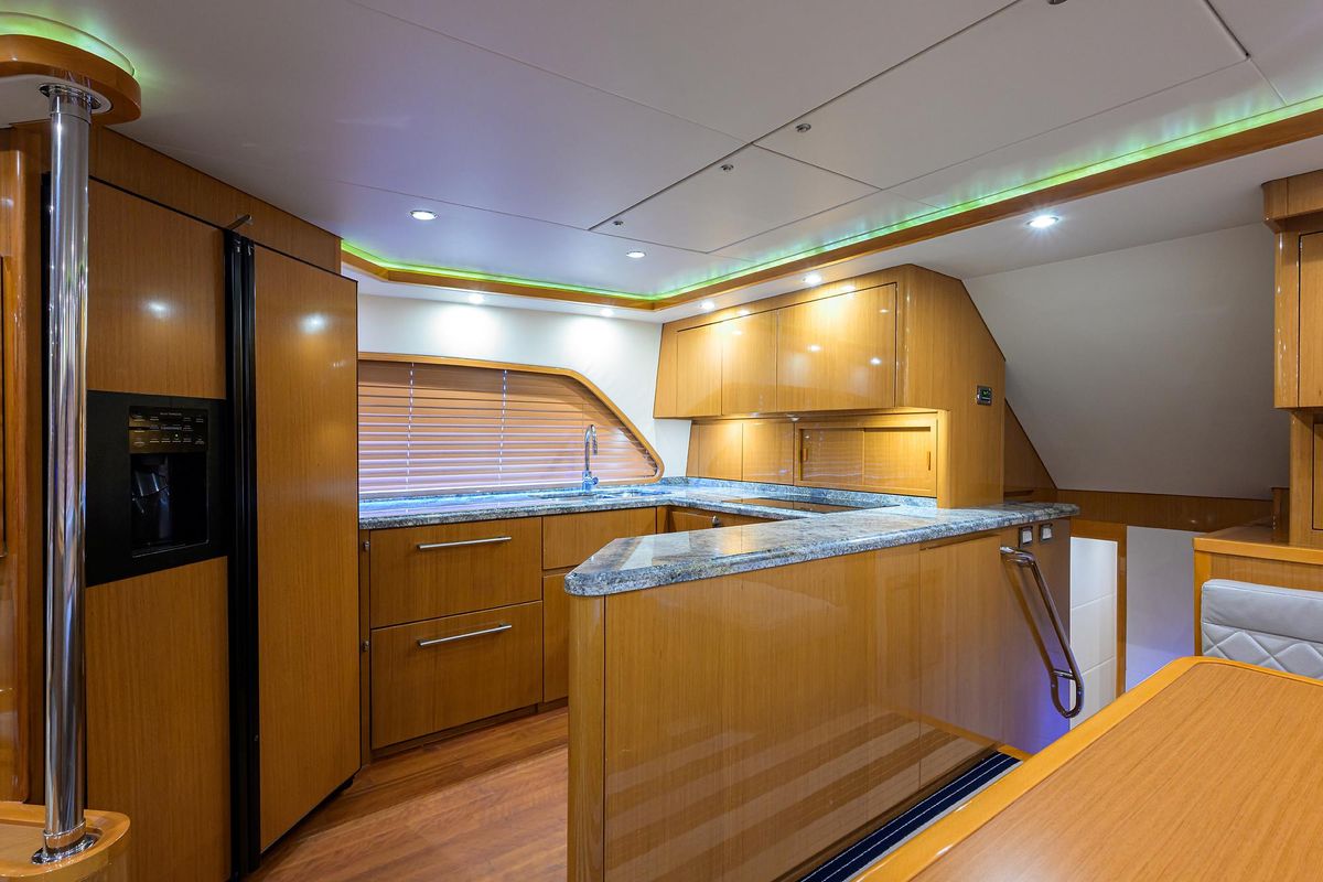 2014 Bertram 70 