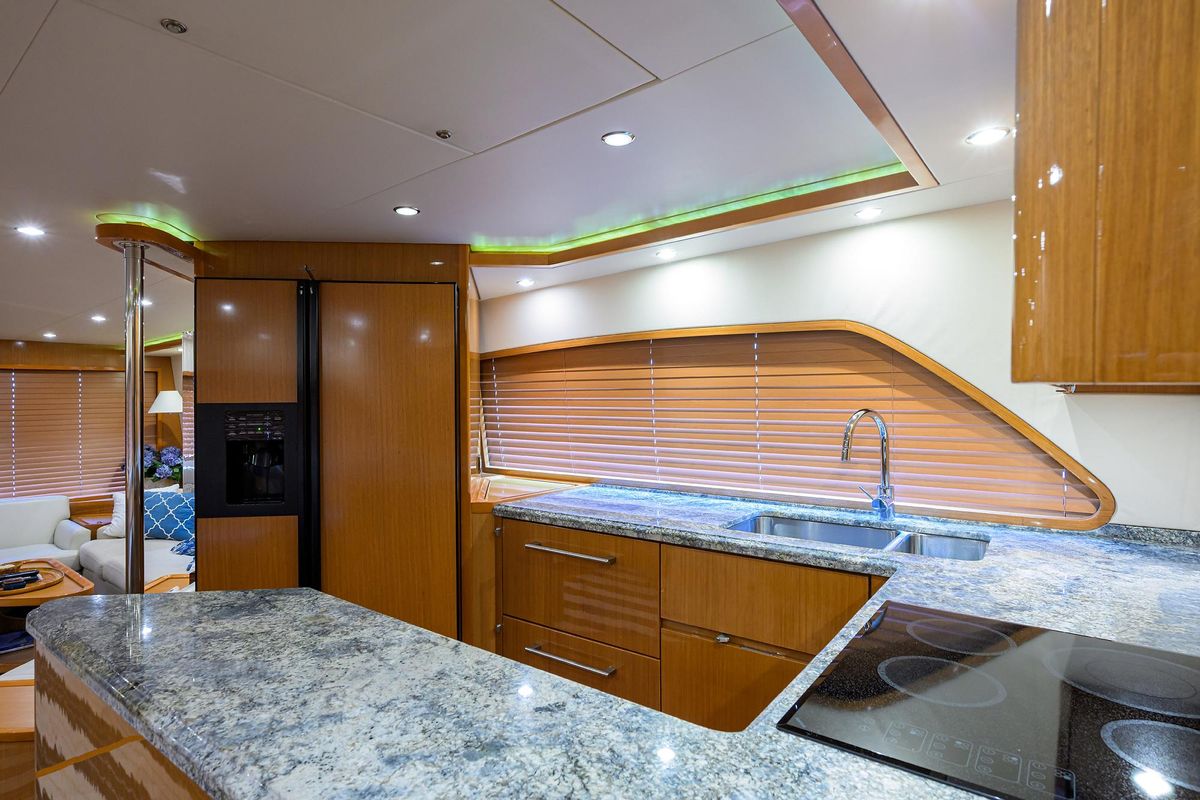 2014 Bertram 70 