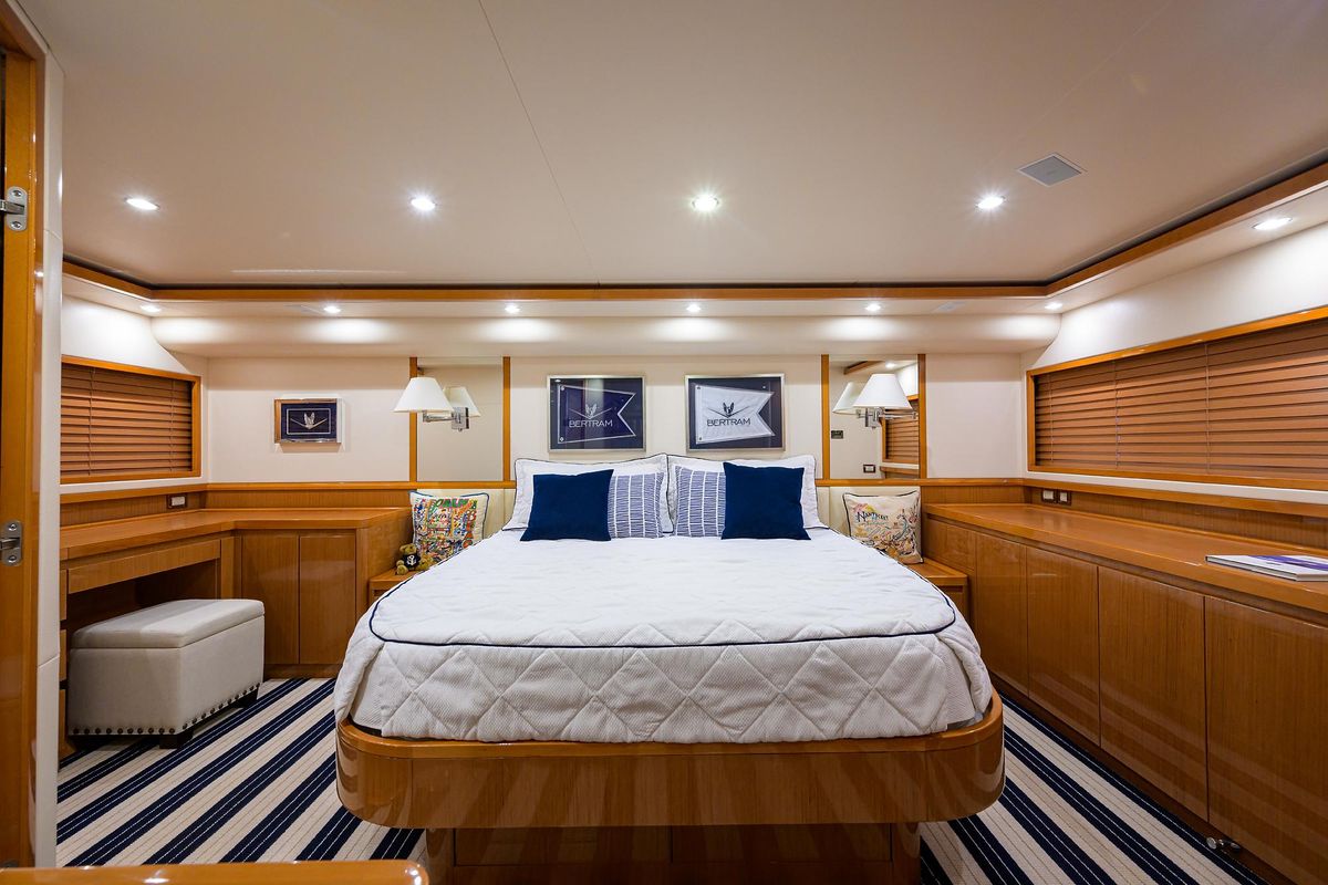 2014 Bertram 70 