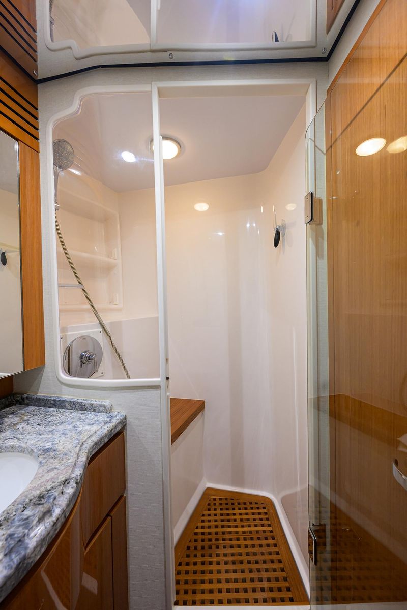 2014 Bertram 70 