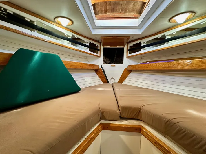 Solace Yacht Photos Pics 