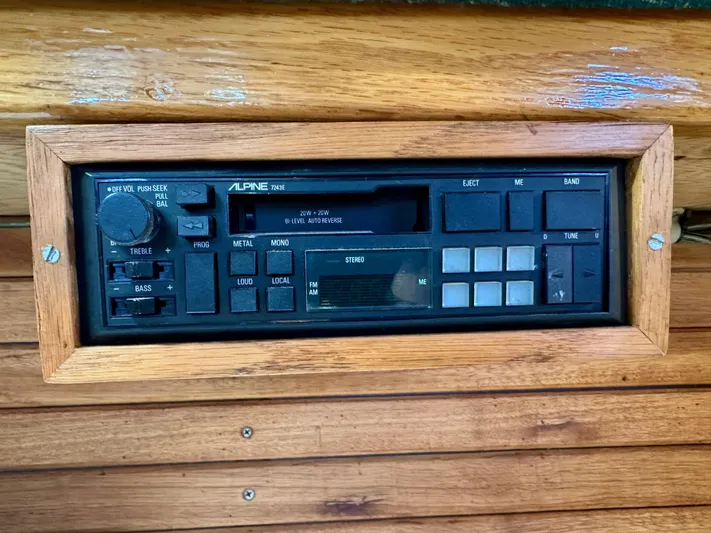 Solace Yacht Photos Pics 