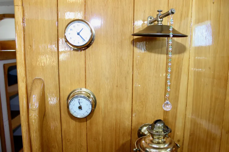 Solace Yacht Photos Pics 