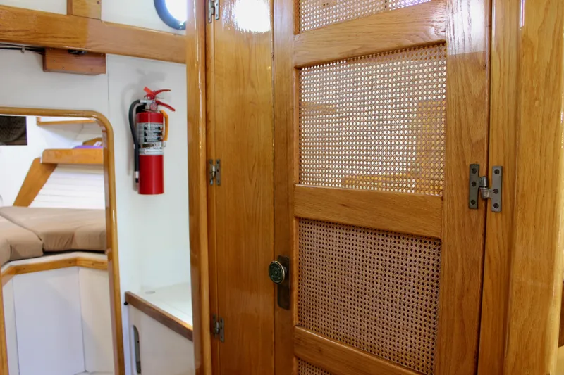 Solace Yacht Photos Pics 