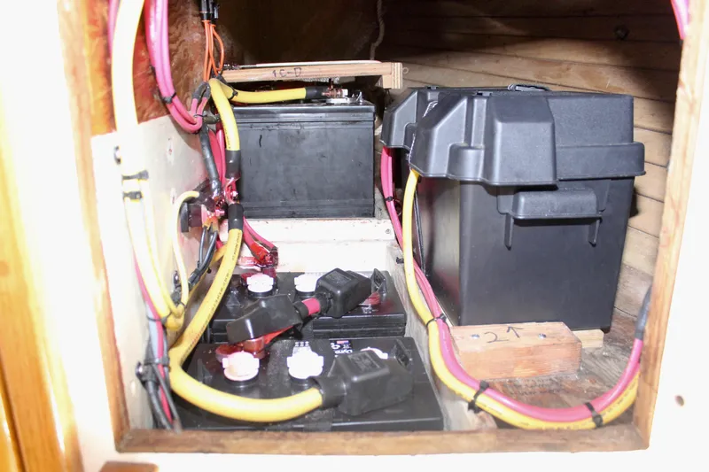 Solace Yacht Photos Pics 